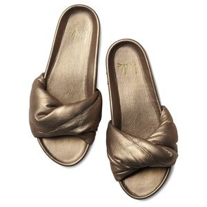 Beek Tesia Leather Slide Sandal Mocha